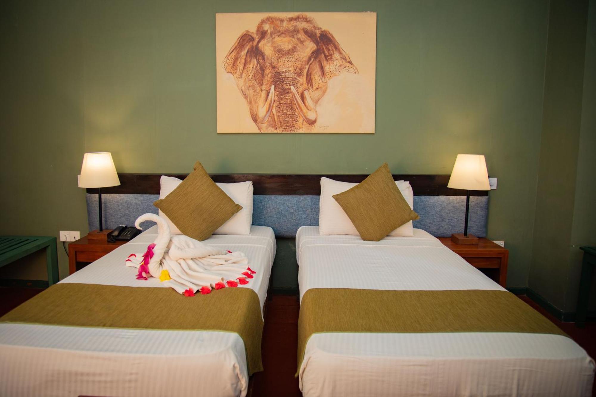 Hotel Elephant Reach Yala Extérieur photo