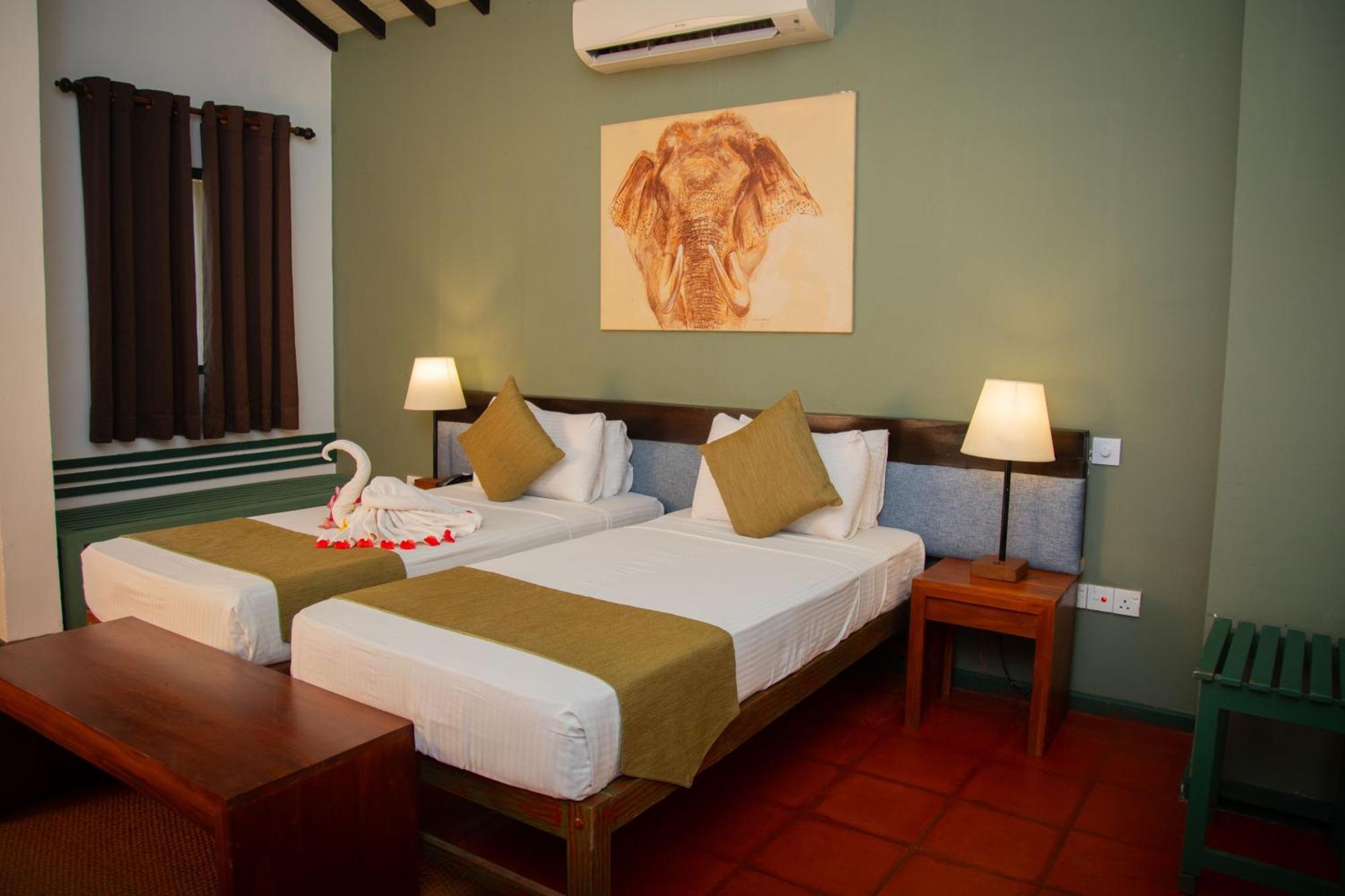 Hotel Elephant Reach Yala Extérieur photo