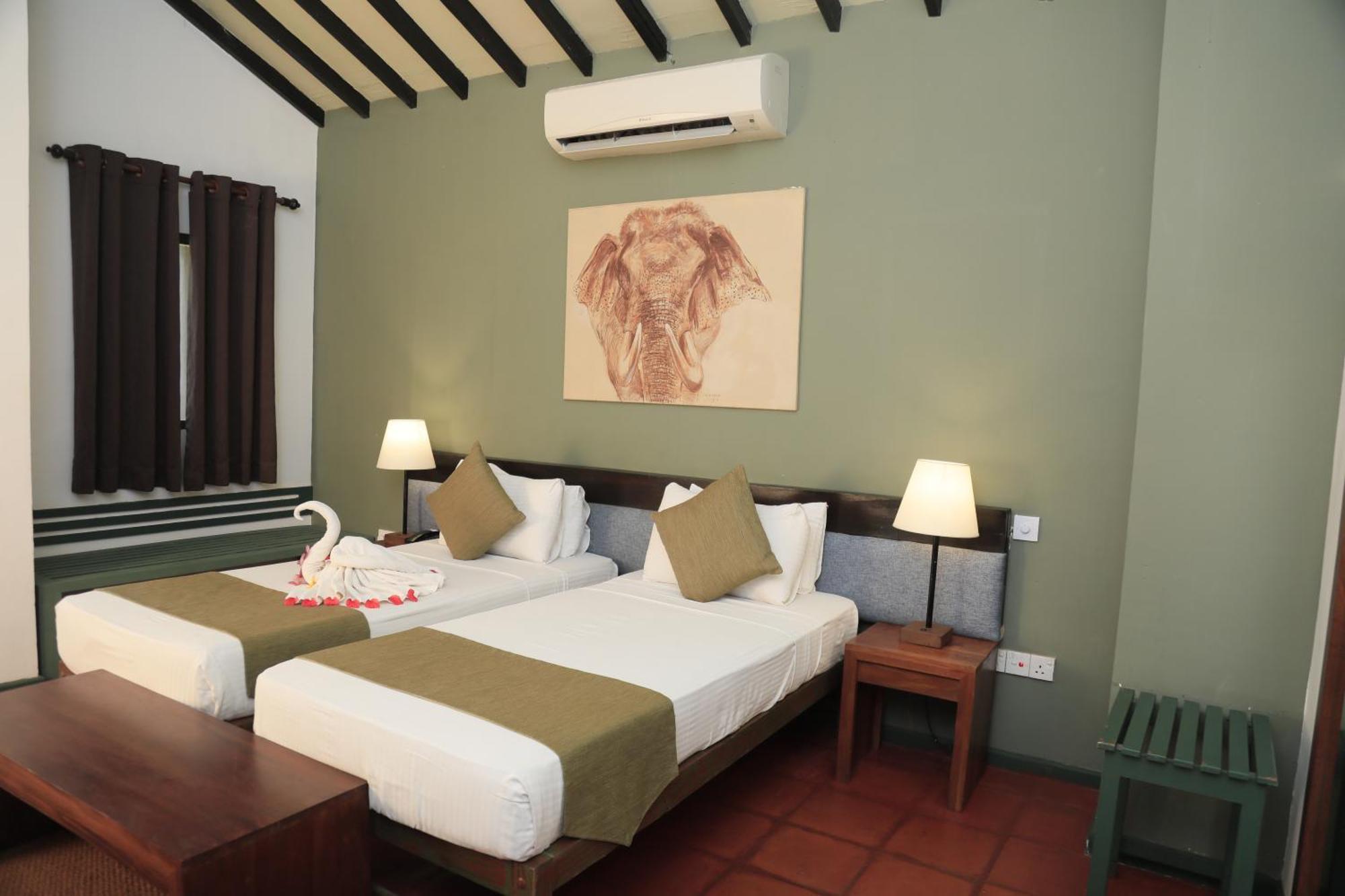 Hotel Elephant Reach Yala Extérieur photo