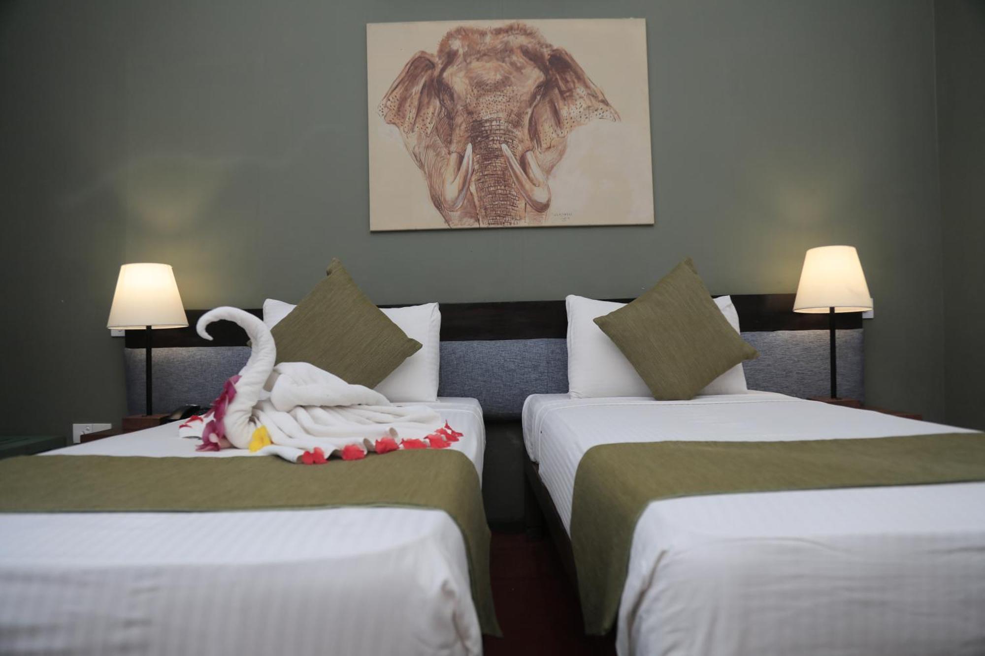 Hotel Elephant Reach Yala Extérieur photo