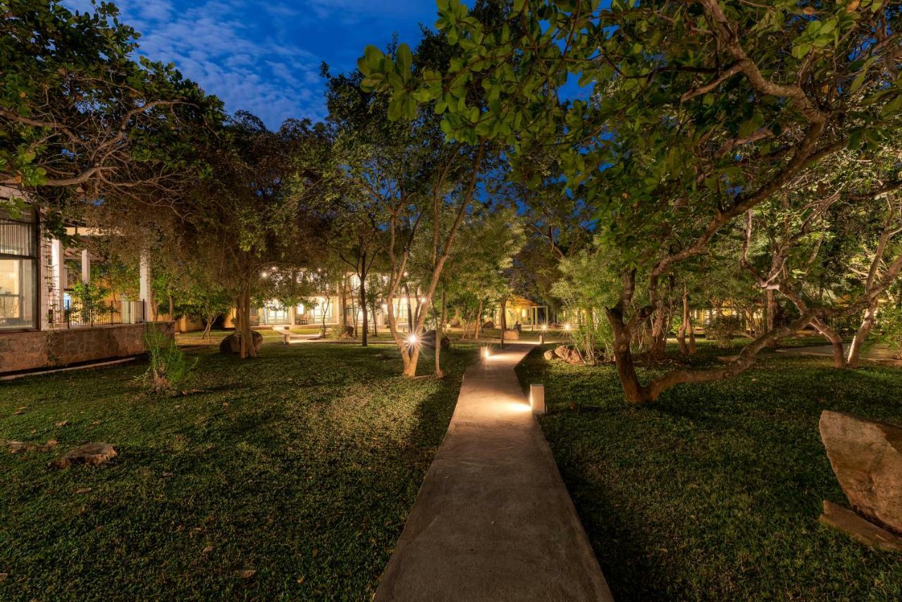 Hotel Elephant Reach Yala Extérieur photo